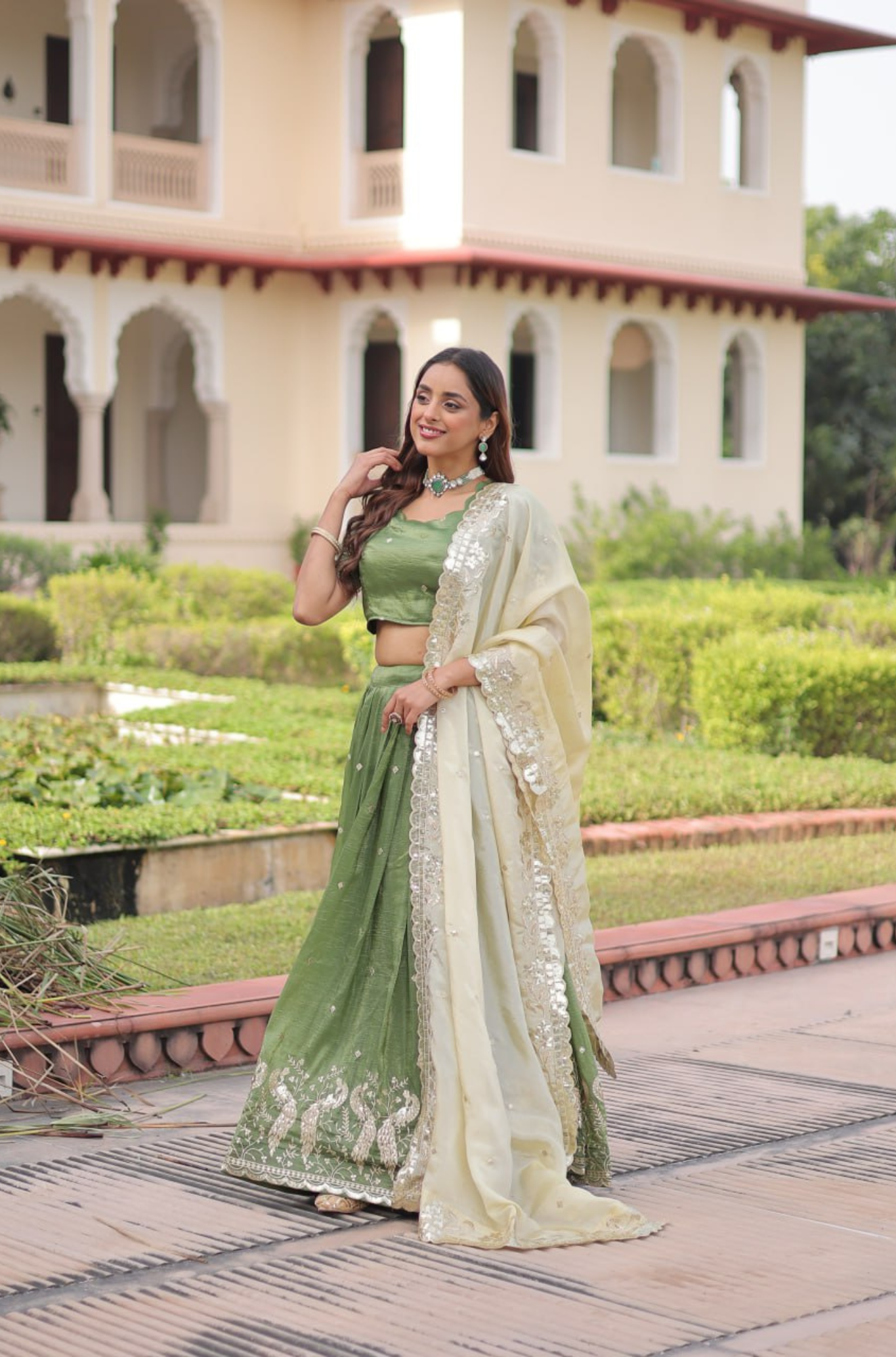 Women's Embroidered Lehenga Choli Set with Dupatta