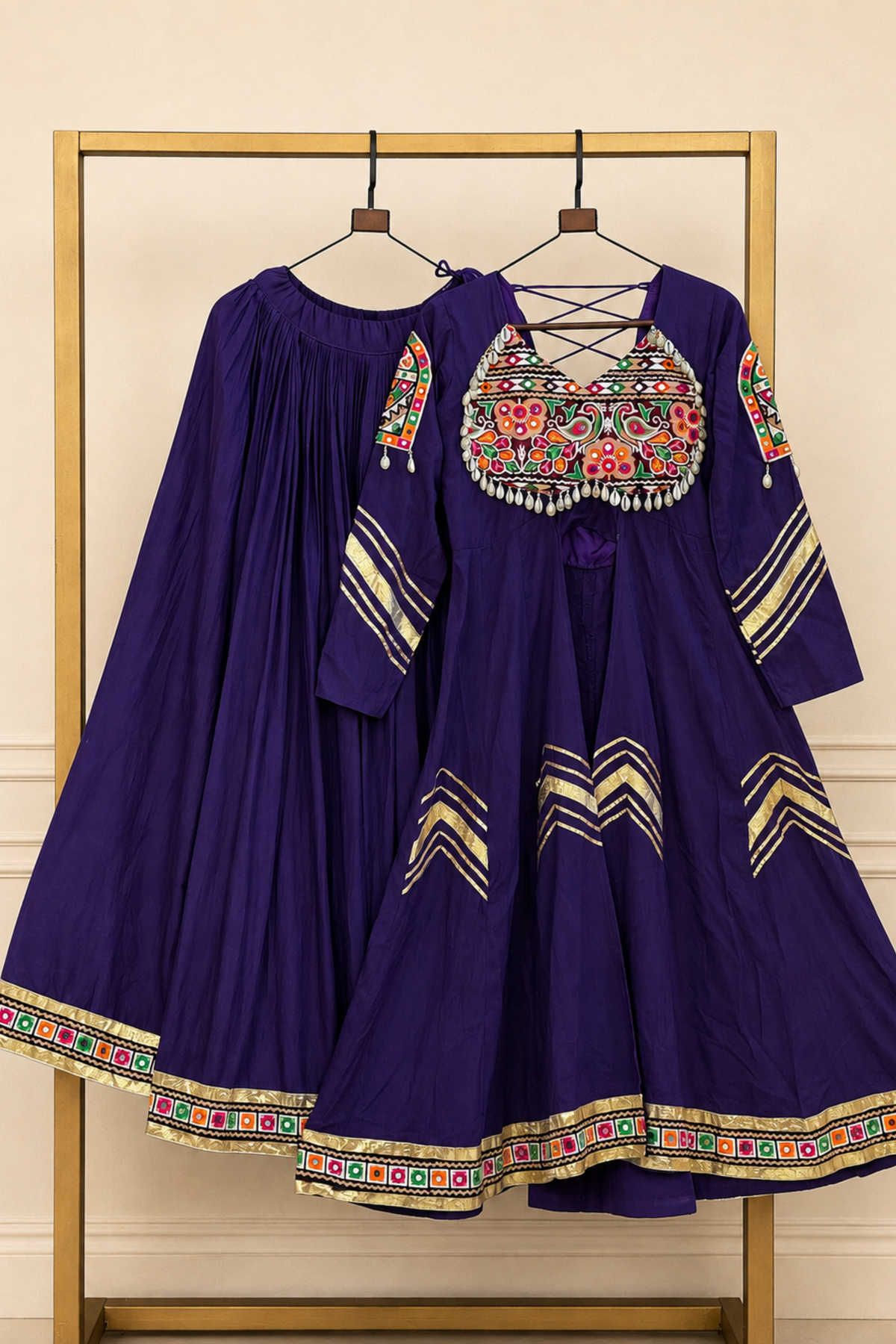 Women’s Embroidered Anarkali Kurta with Flared Skirt Lahenga Set