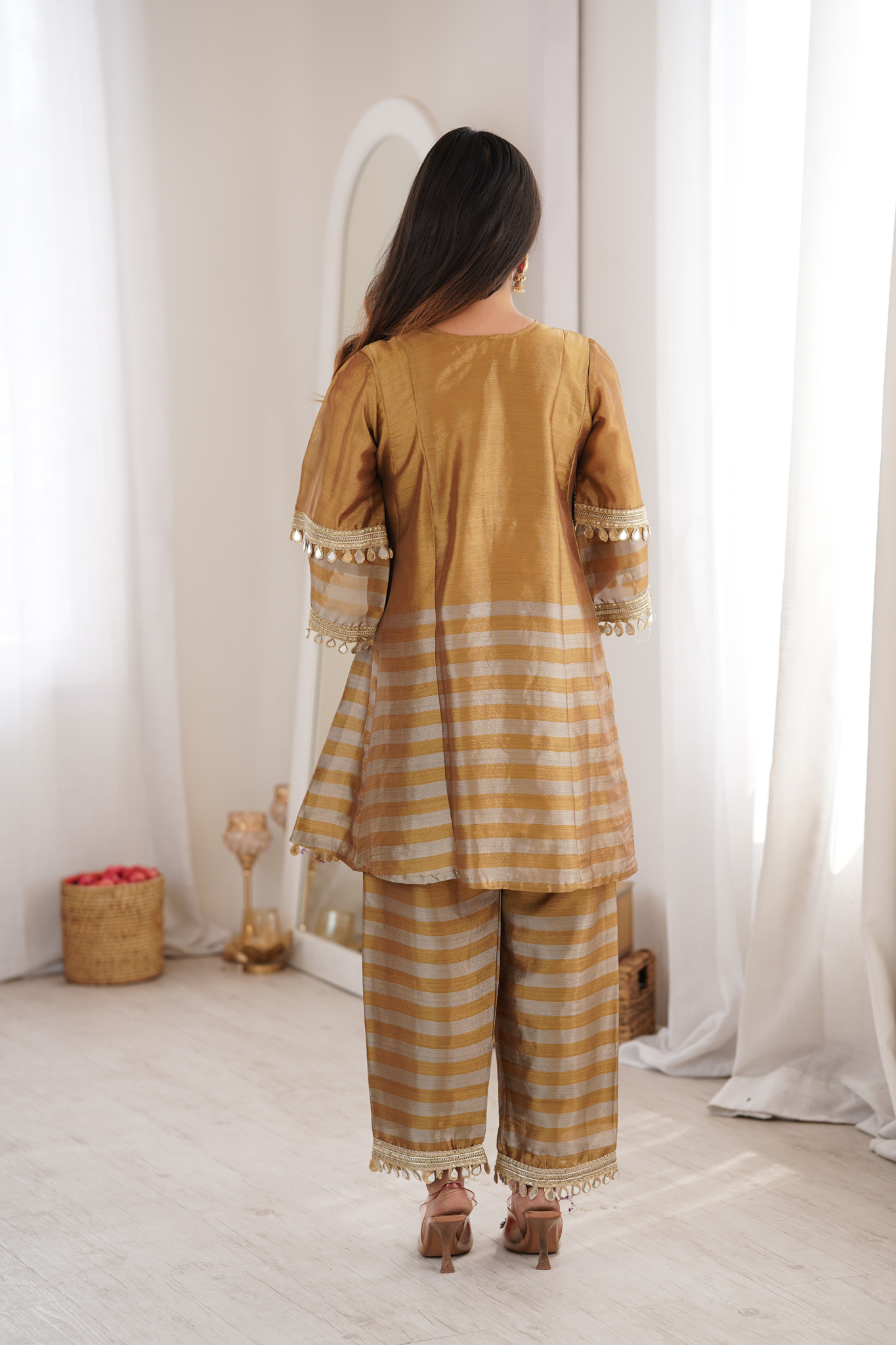 Women Premium Ethnic Co-Ord Set Mirror Work Kurta Pant Set