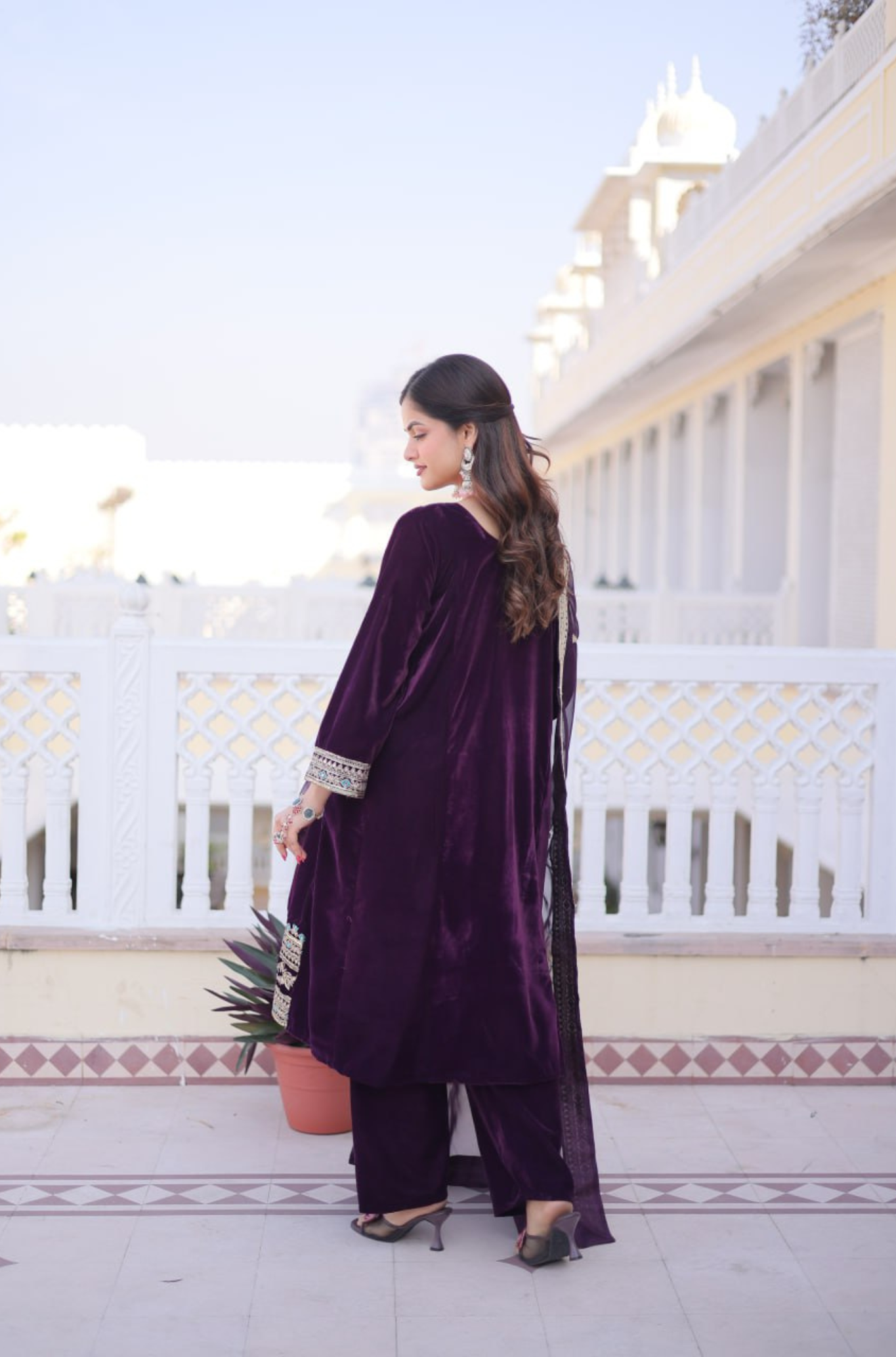 Women's Premium Velvet Kurta Pant Dupatta Set