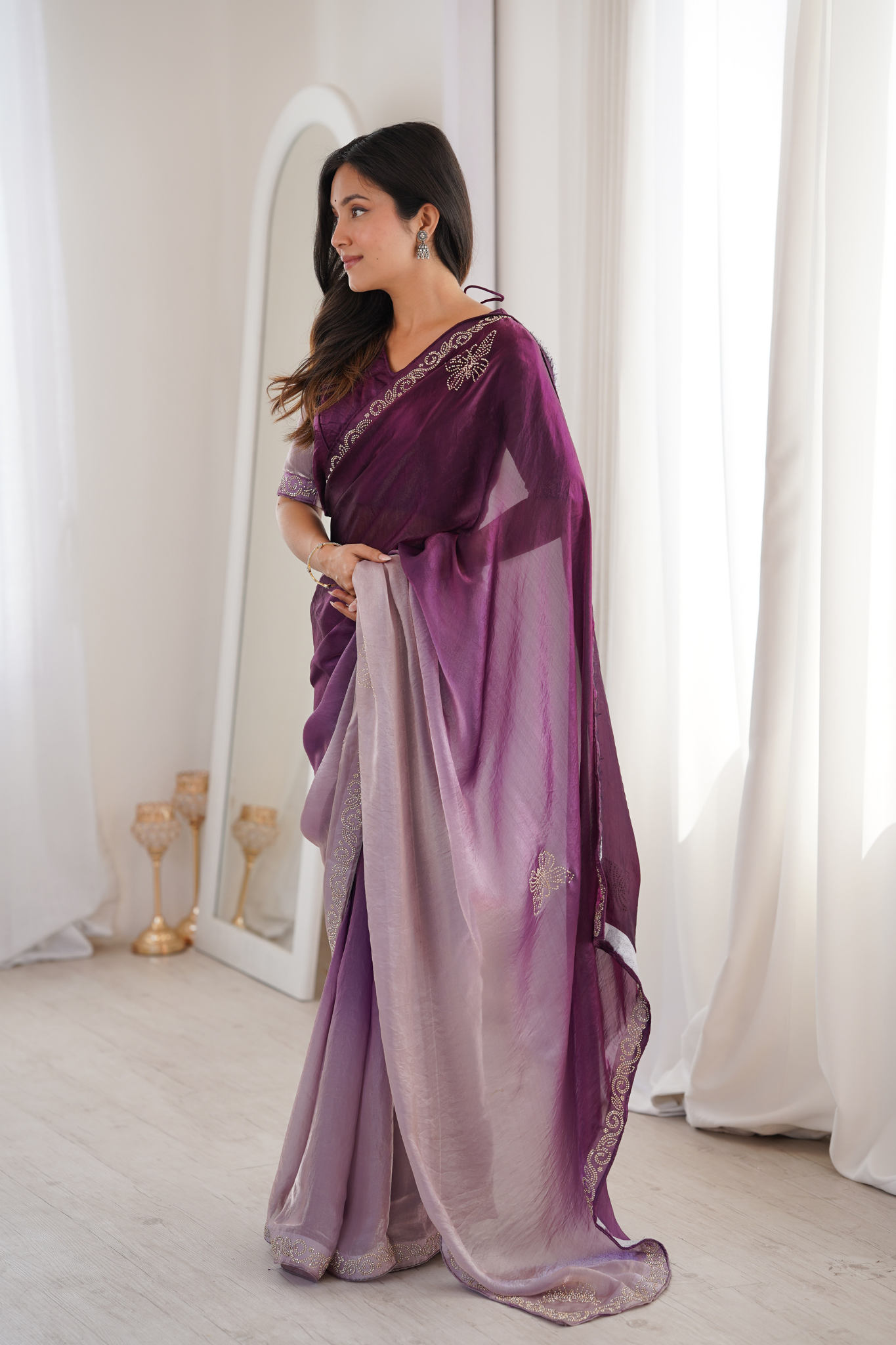 Women Embellished Designer Saree with Fancy Border & Matching Blouse