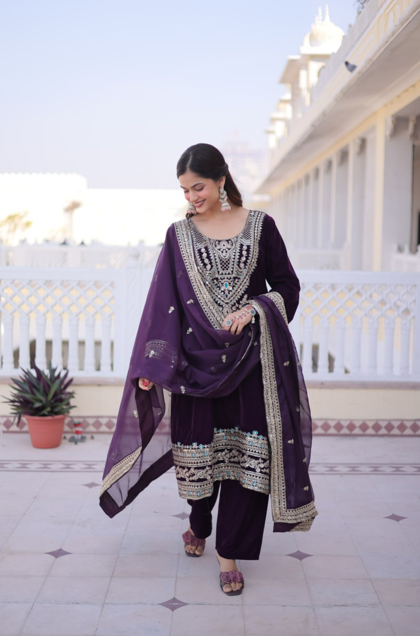 Women's Premium Velvet Kurta Pant Dupatta Set