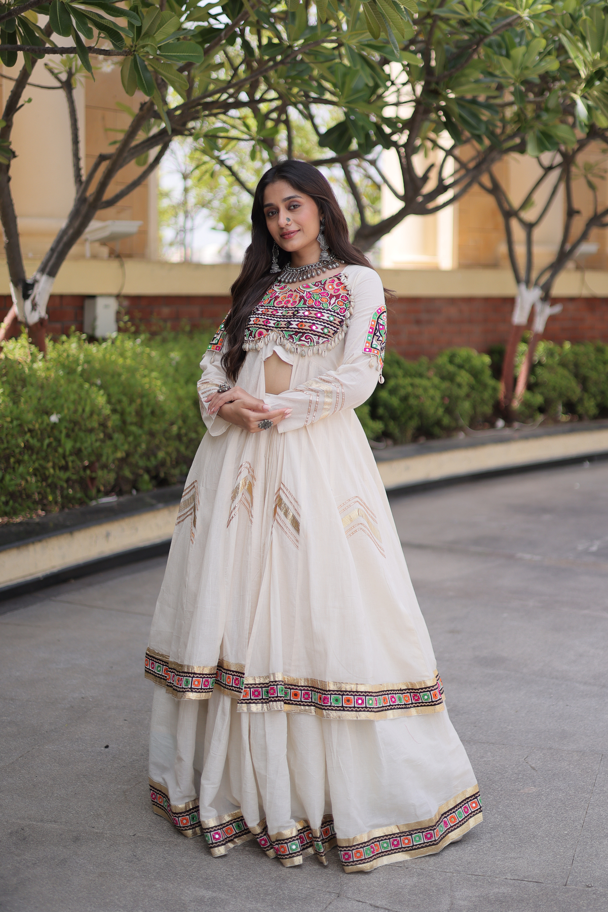 Women’s Embroidered Anarkali kurta with Flared Skirt Set