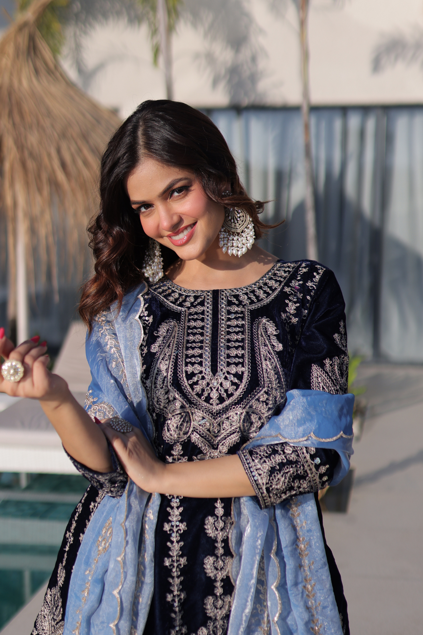 Women's Navy Blue Velvet Kurta Pant Dupatta Set