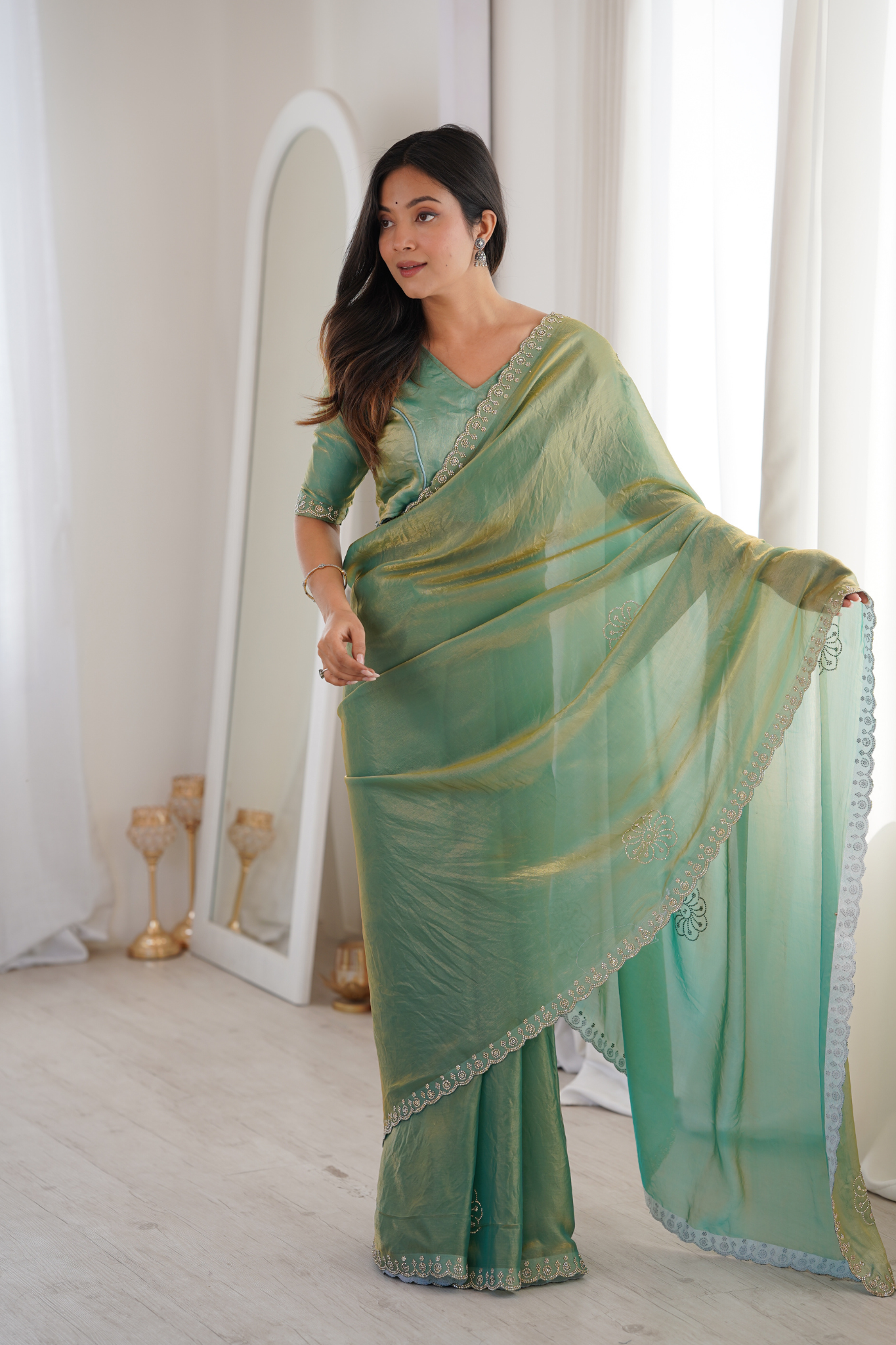 Women Organza Saree with Embroidered Border Work