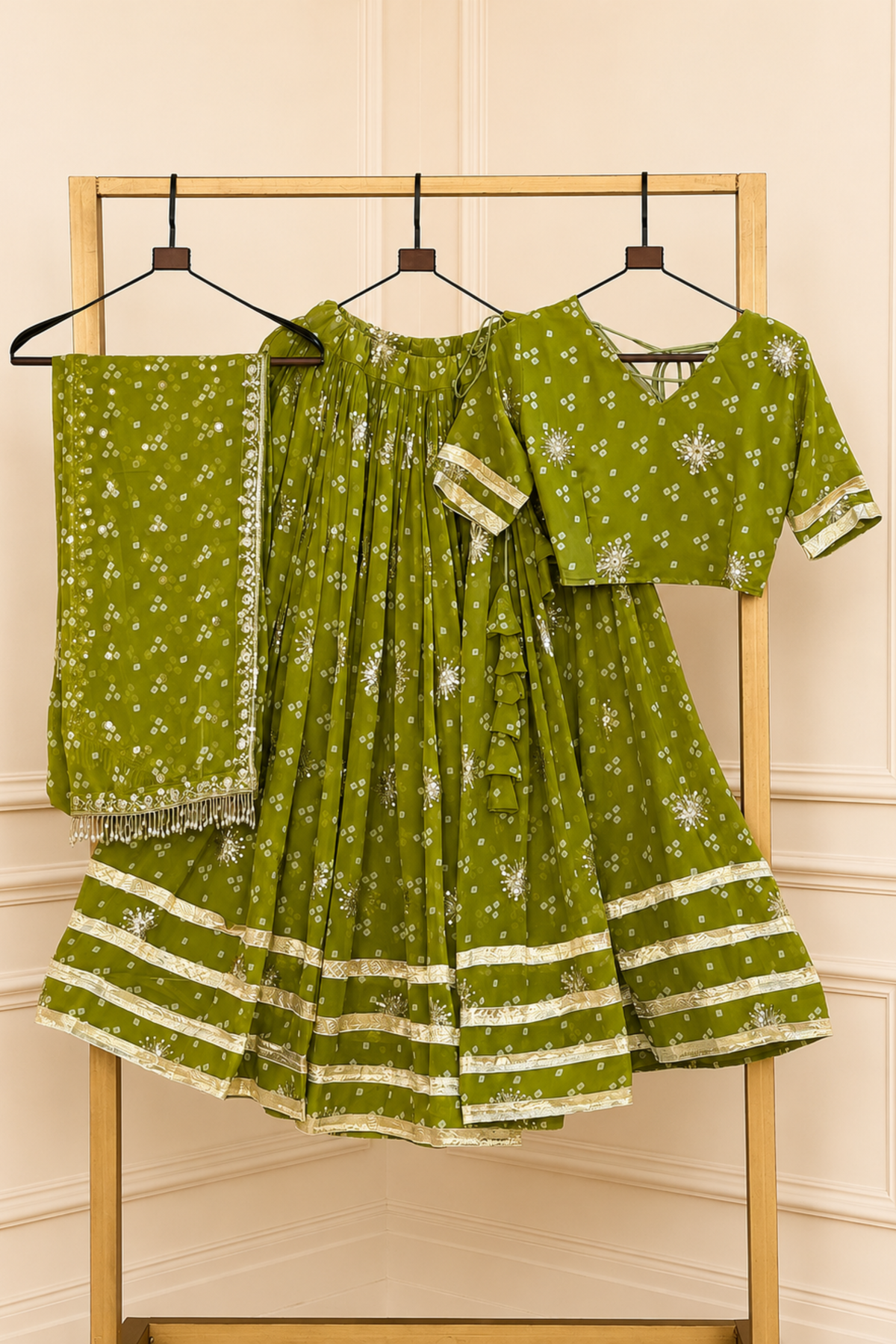 Women’s Designer Lehenga Choli Set with Bandhani Print, Zari Border & Dupatta | Festive Wear