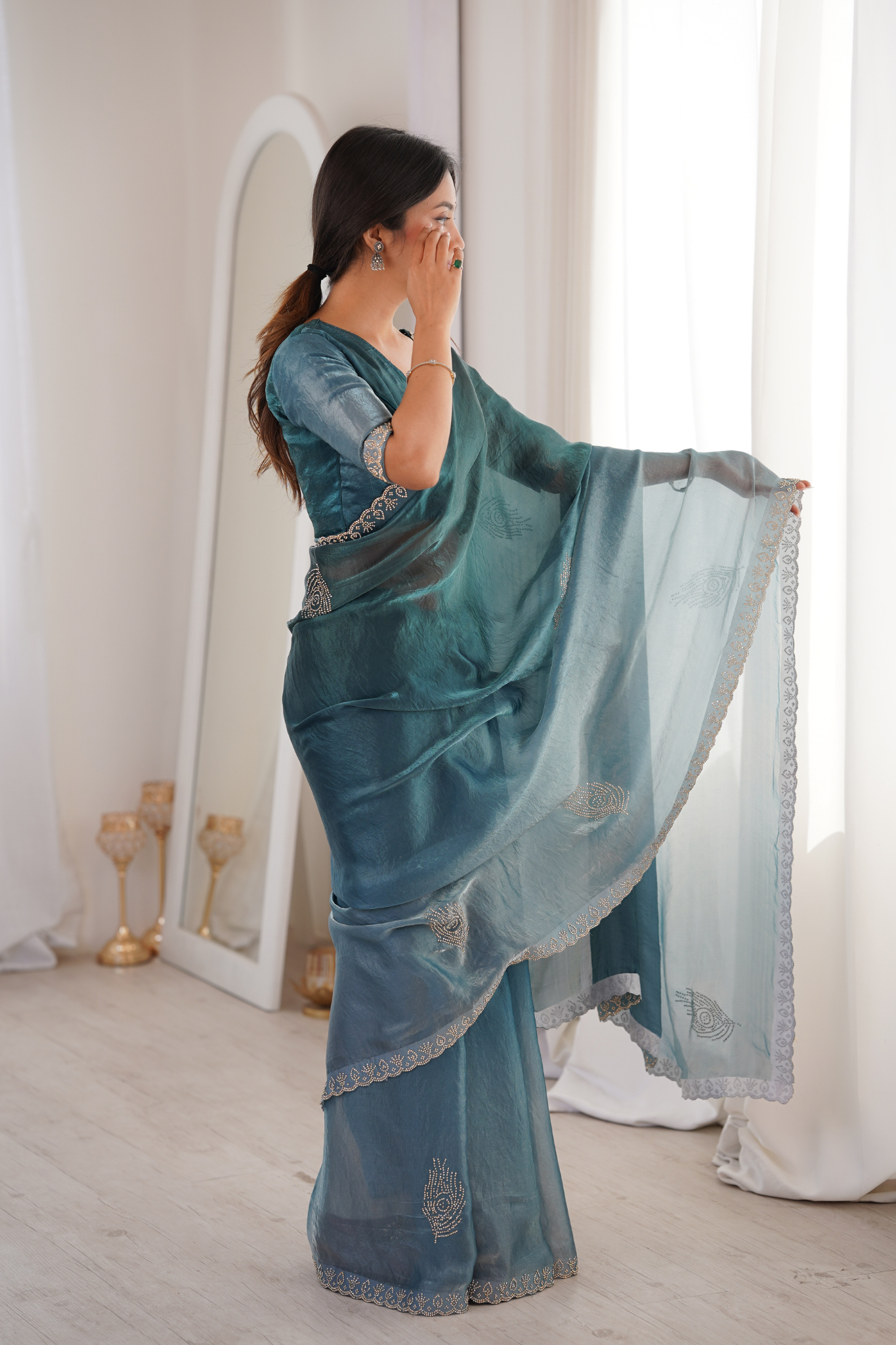 Women Embellished Designer Saree with Fancy Border & Matching Blouse