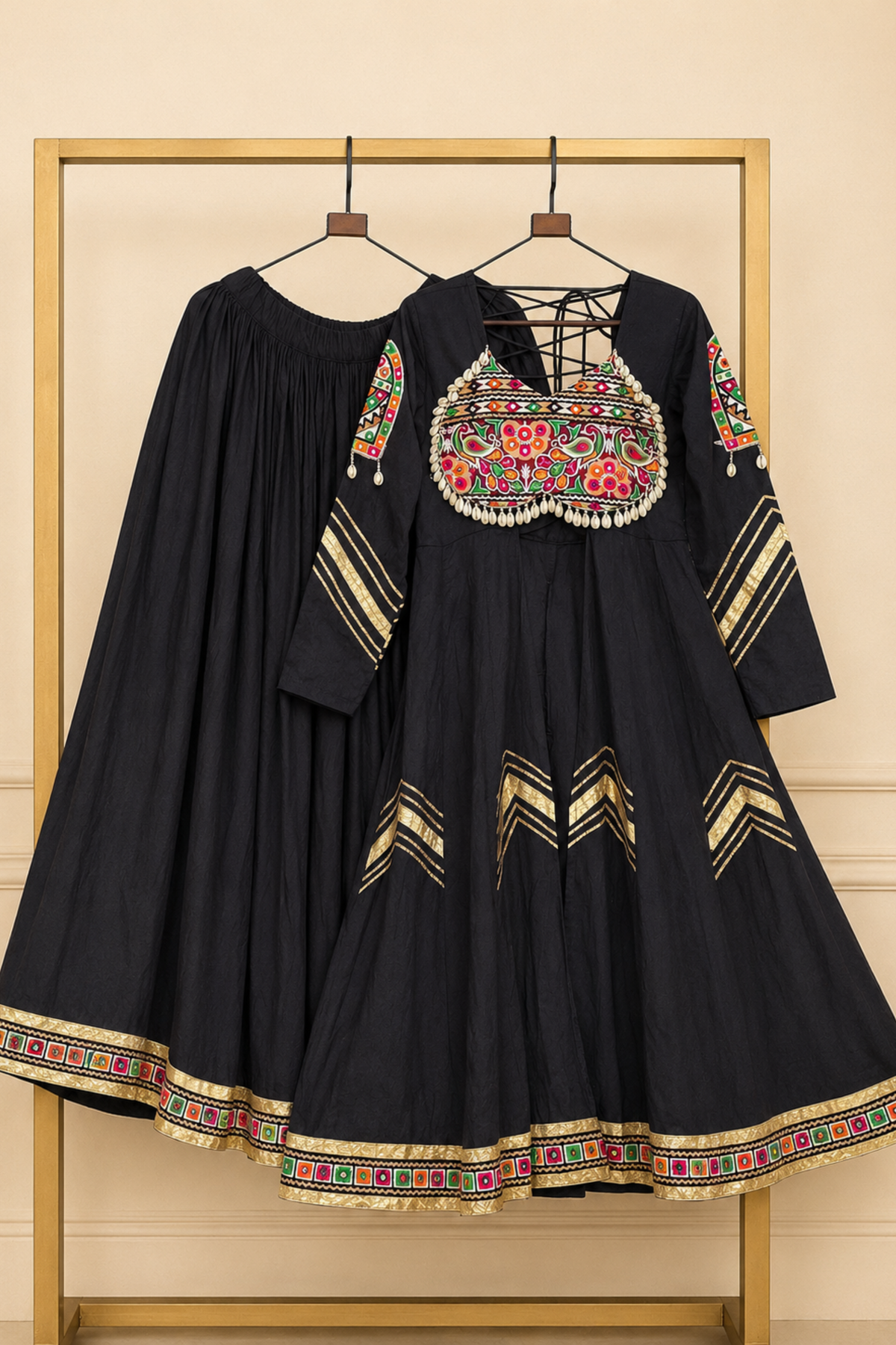 Women’s Embroidered Anarkali Kurta with Flared Skirt Lahenga Set