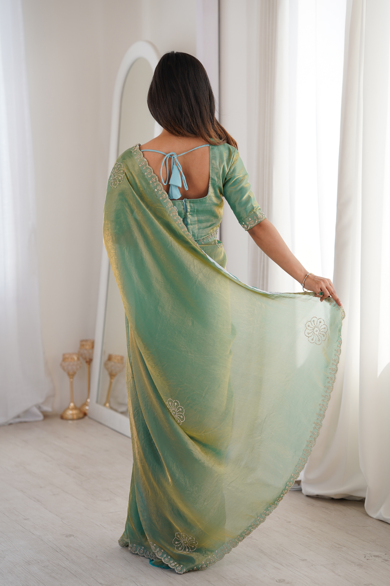 Women Organza Saree with Embroidered Border Work
