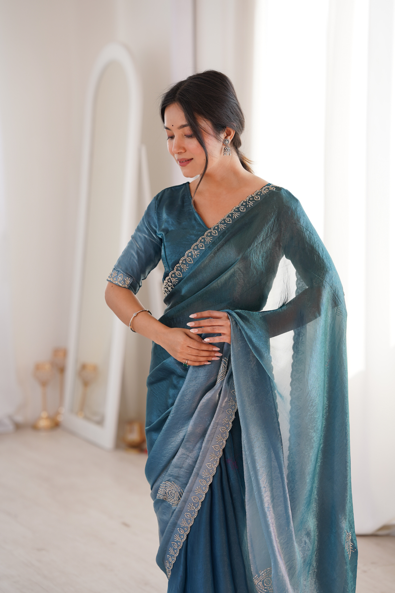 Women Embellished Designer Saree with Fancy Border & Matching Blouse
