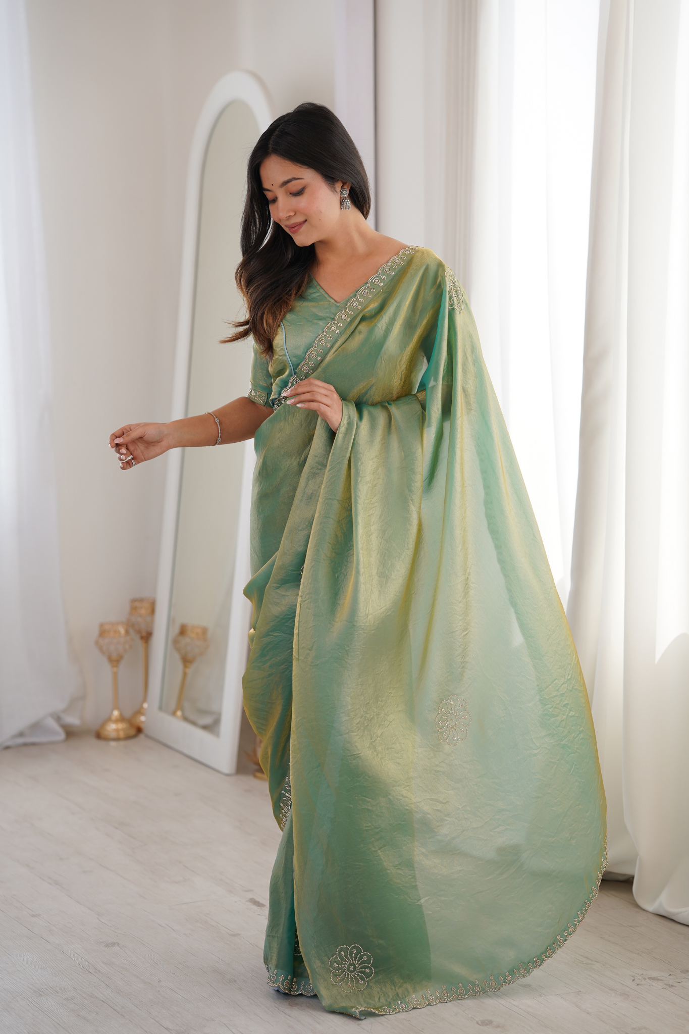 Women Organza Saree with Embroidered Border Work