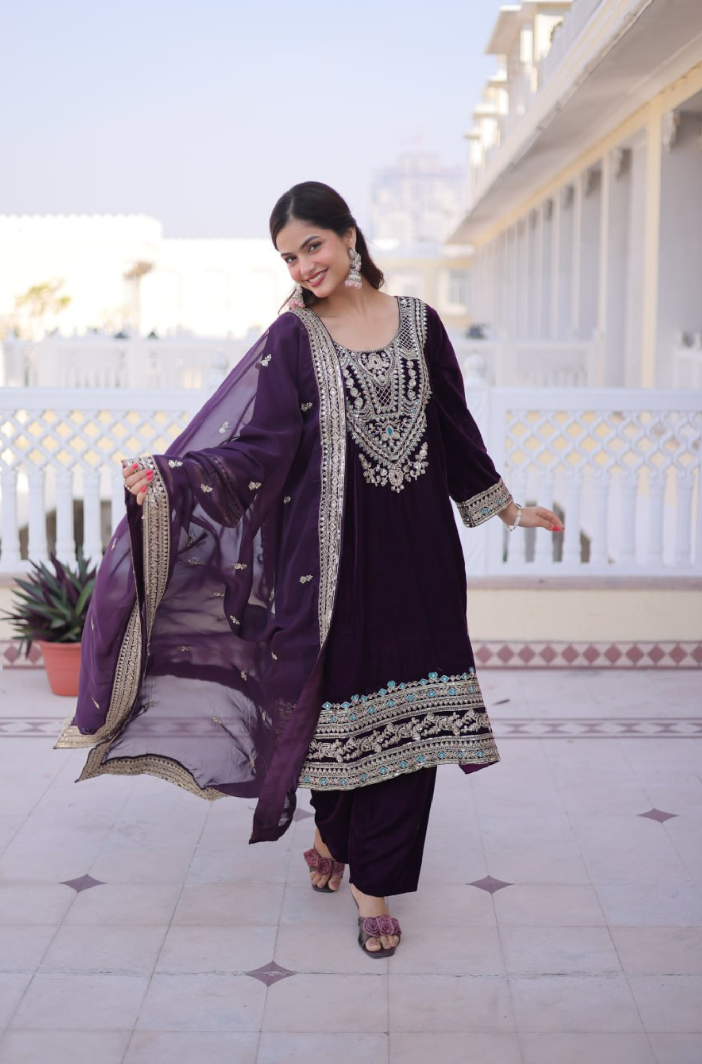 Women's Premium Velvet Kurta Pant Dupatta Set