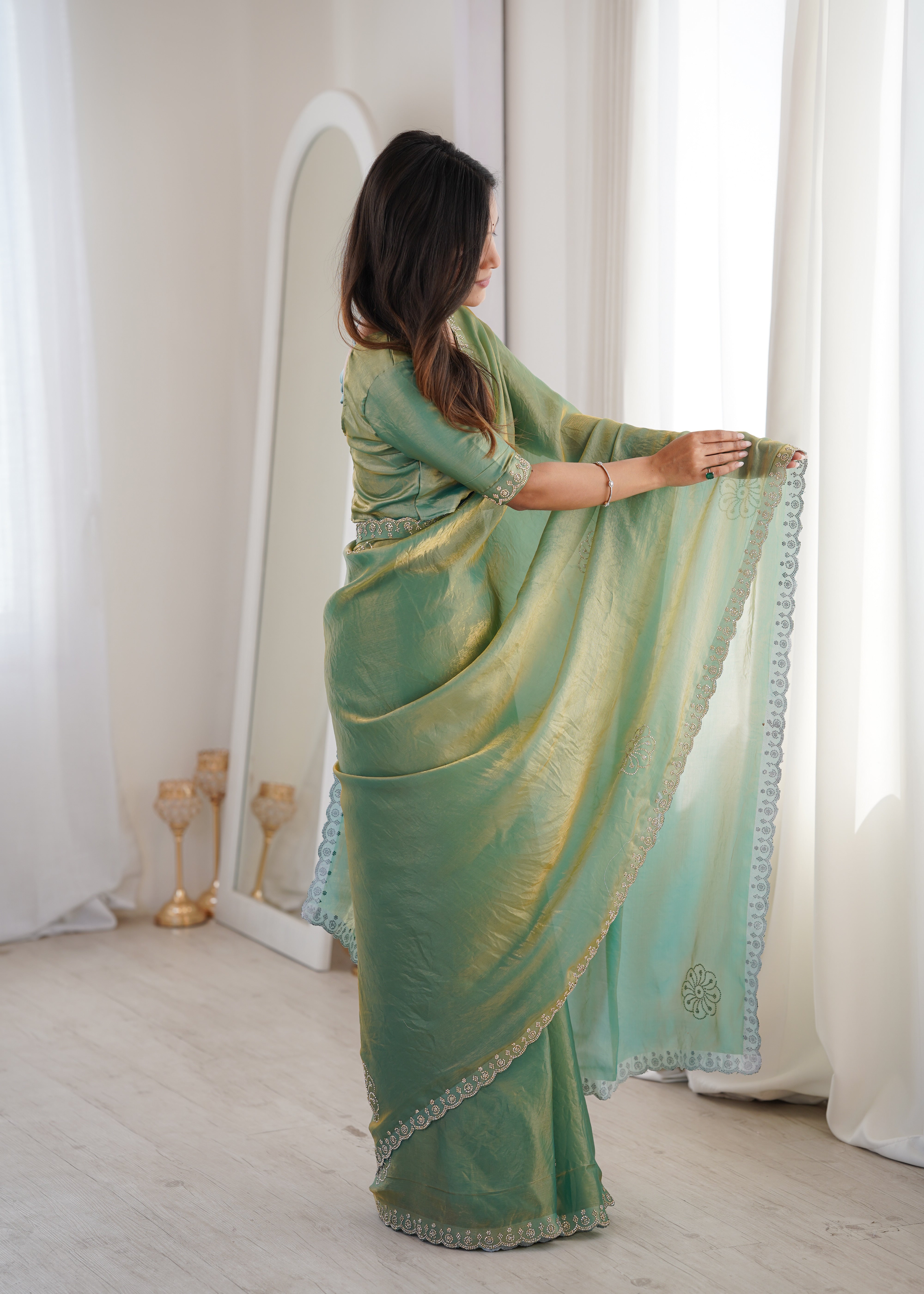 Women Organza Saree with Embroidered Border Work
