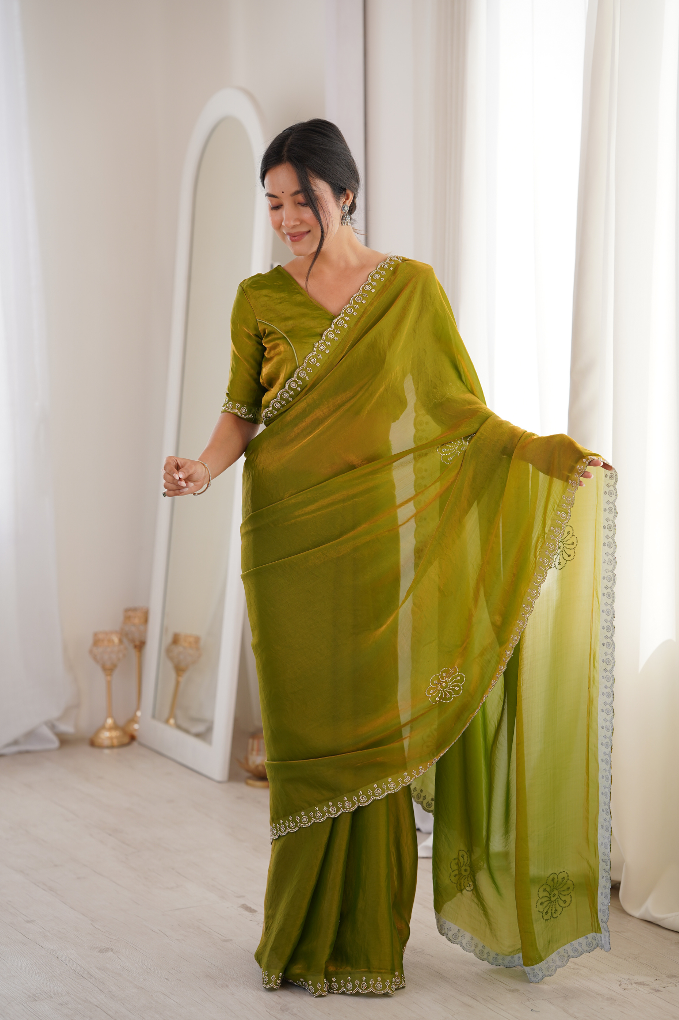 Women Organza Saree with Embroidered Border Work