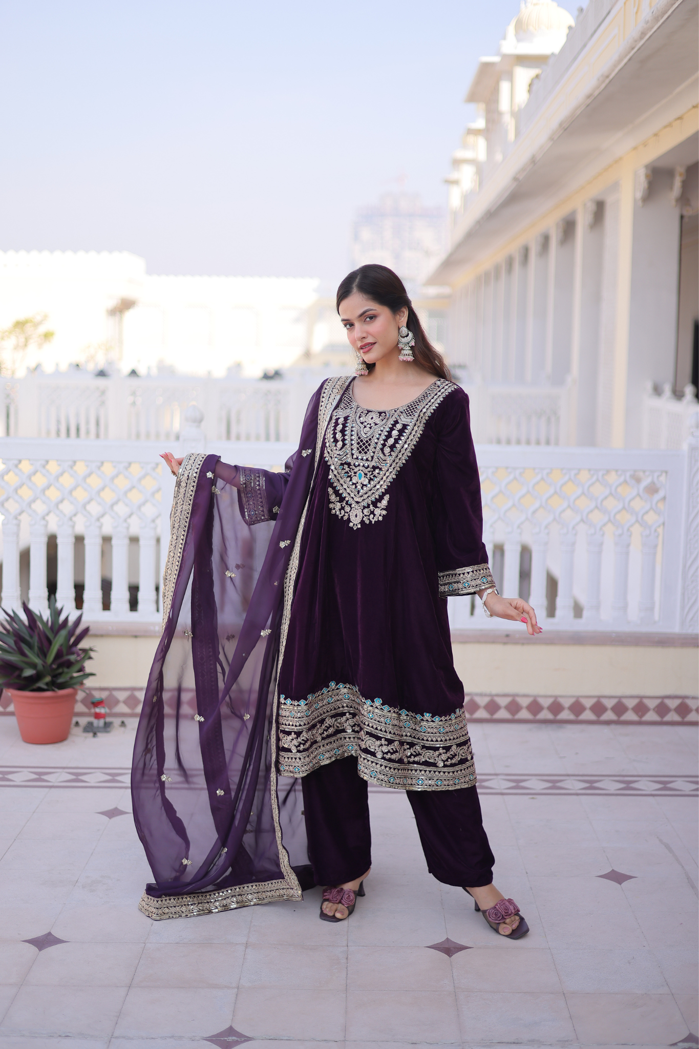 Women's Premium Velvet Kurta Pant Dupatta Set